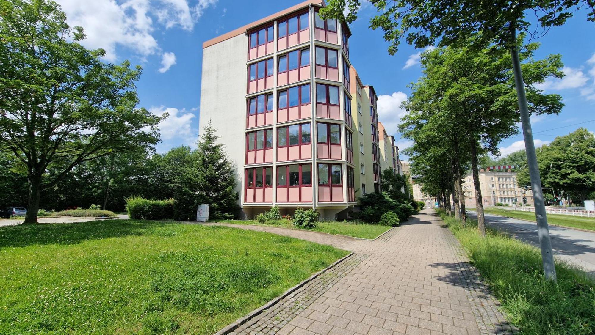 Citycenter Apartment - Bigtv-Ps4-Netflix-Parking Chemnitz Eksteriør bilde