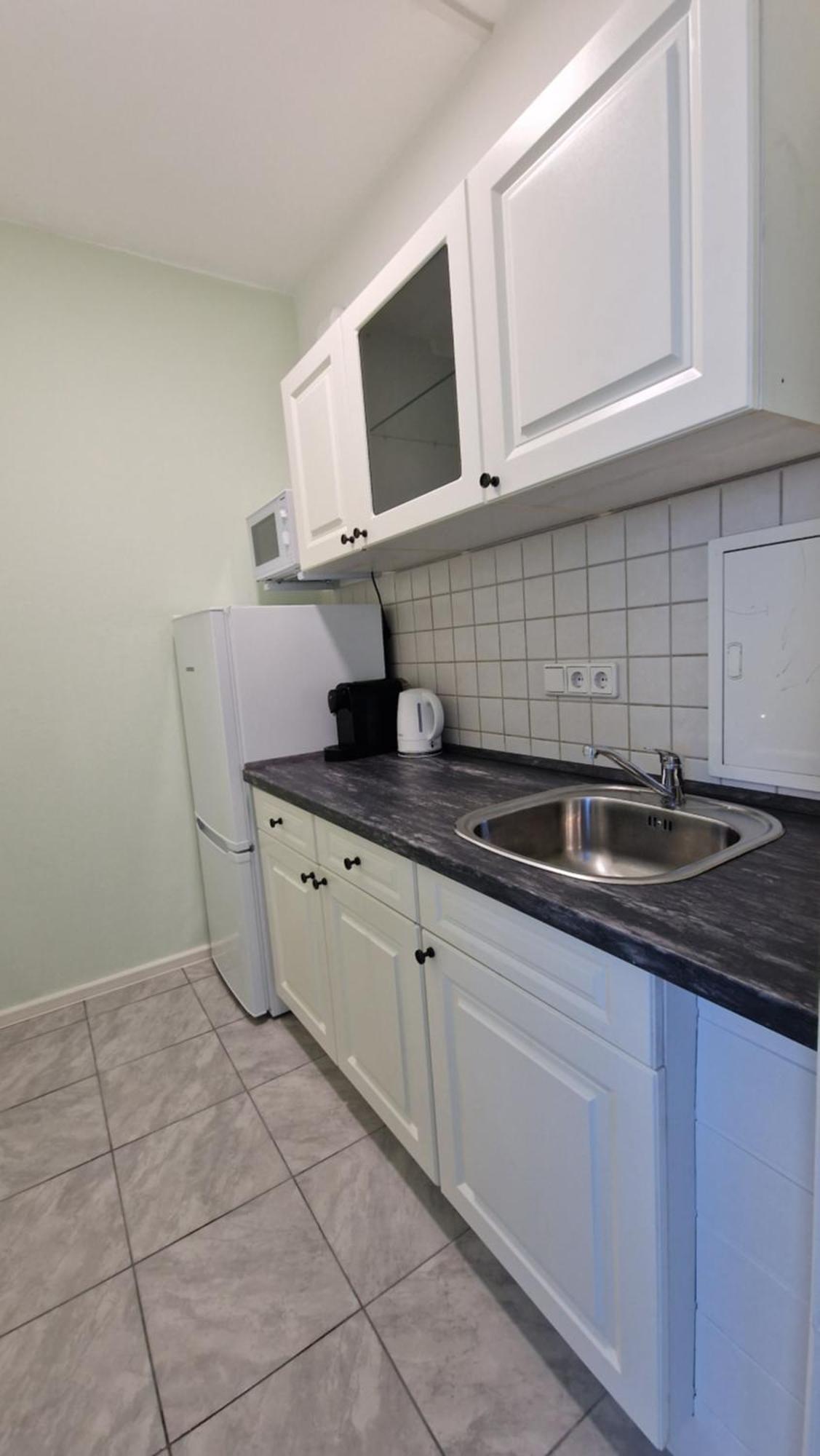 Citycenter Apartment - Bigtv-Ps4-Netflix-Parking Chemnitz Eksteriør bilde