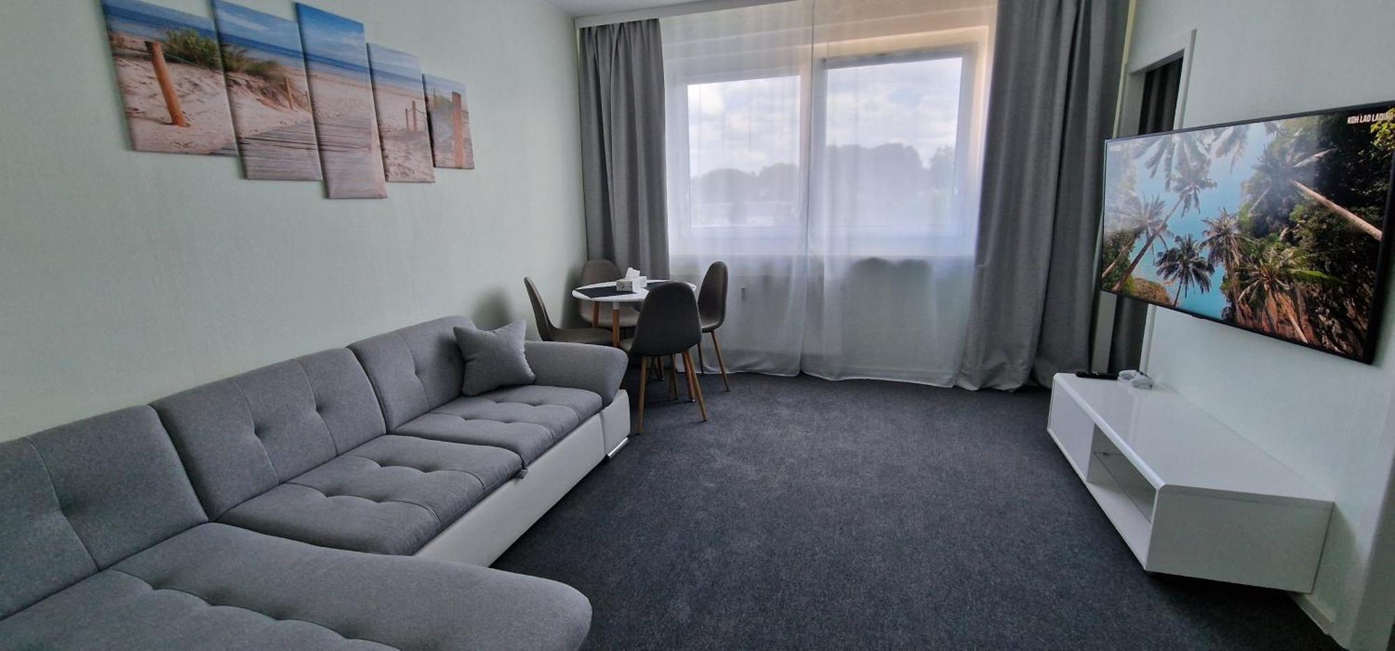 Citycenter Apartment - Bigtv-Ps4-Netflix-Parking Chemnitz Eksteriør bilde